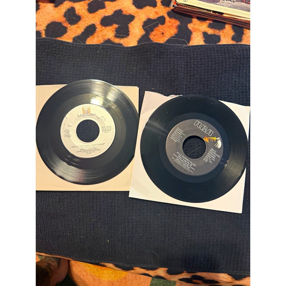 Vintage 45 RPM Vinyl doubles, Dolly Parton lot of 2 (4 songs)